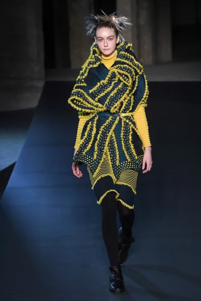 Look 31